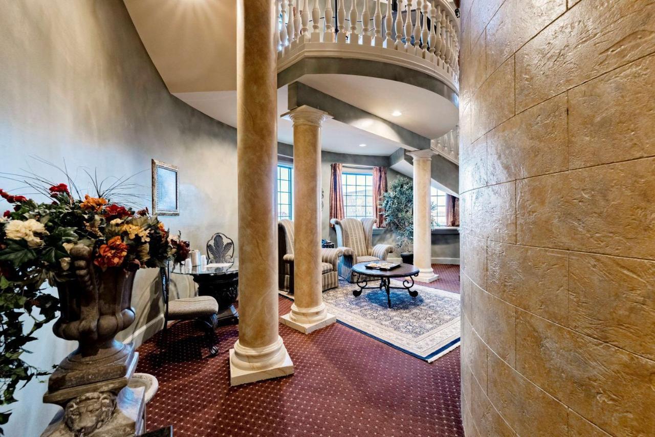 Chateau Avalon Kansas City Exterior photo